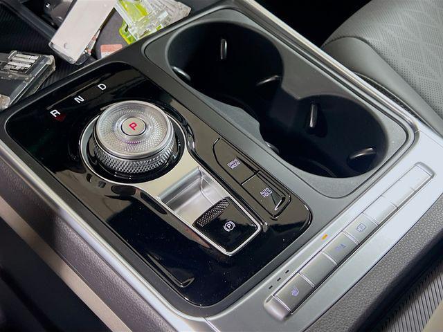 new 2026 Kia Carnival Hybrid car, priced at $43,890