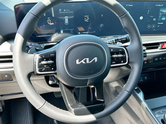 new 2025 Kia Sorento Hybrid car, priced at $41,130