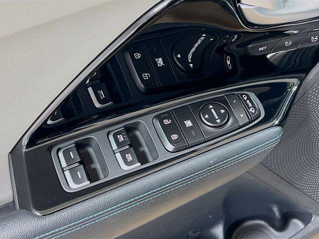 used 2019 Kia Niro car, priced at $23,999