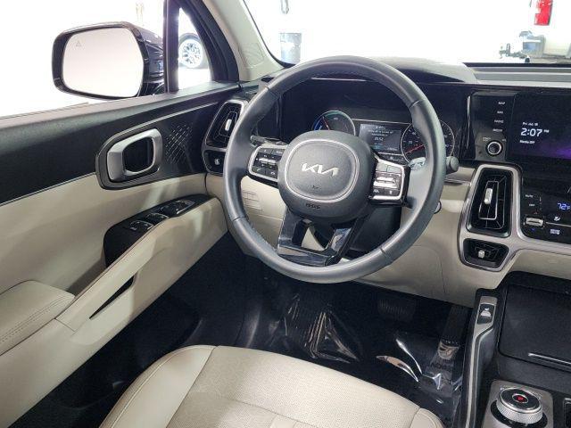 used 2023 Kia Sorento Hybrid car, priced at $29,995