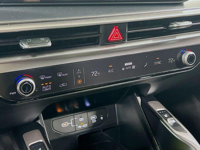 new 2025 Kia Sorento car, priced at $37,605