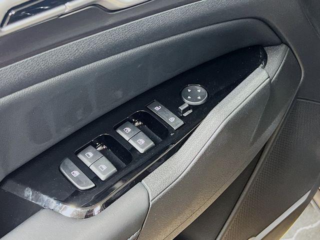 new 2025 Kia Sportage Hybrid car, priced at $36,535