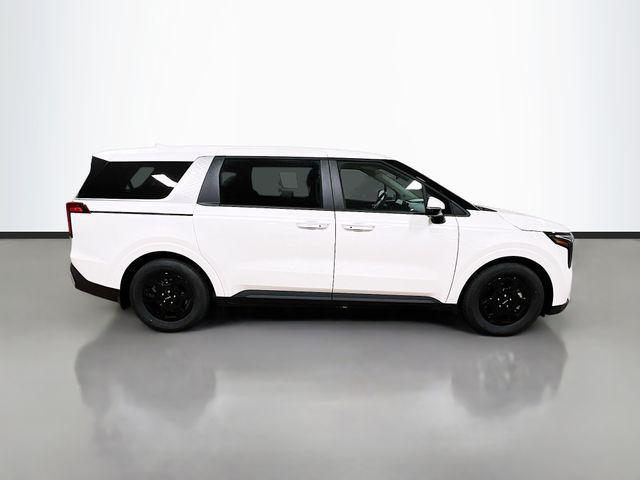 new 2025 Kia Carnival car, priced at $38,570