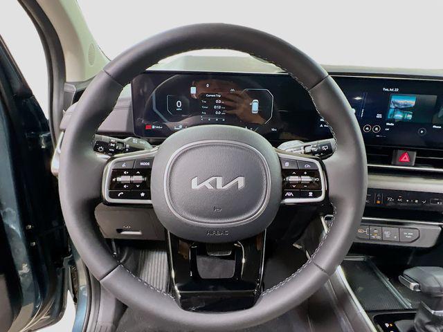 new 2026 Kia Carnival car, priced at $51,815