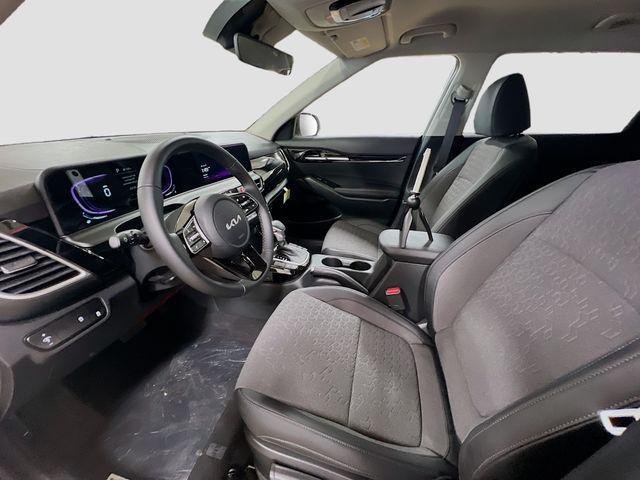 new 2025 Kia Seltos car, priced at $26,670
