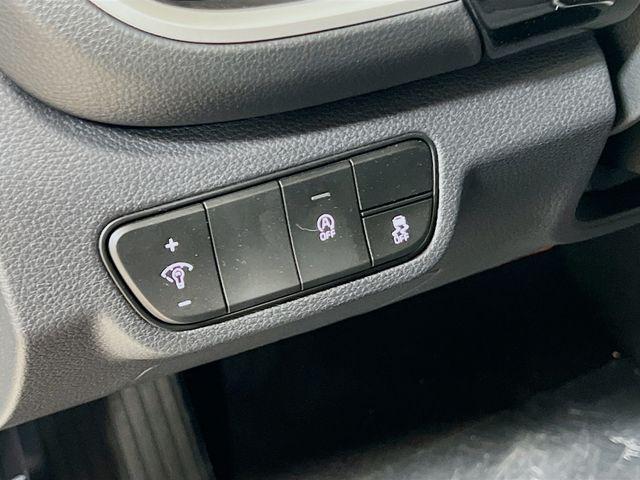 new 2025 Kia Seltos car, priced at $26,670