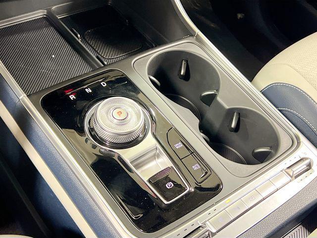 new 2025 Kia Carnival Hybrid car, priced at $54,665