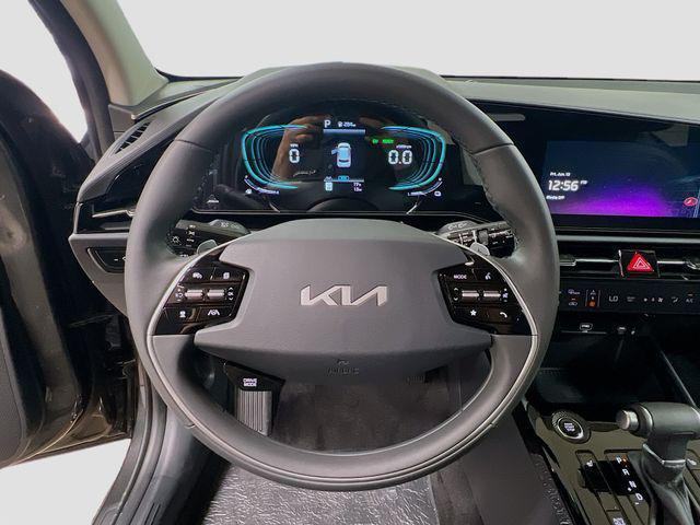 new 2025 Kia Niro car, priced at $30,780