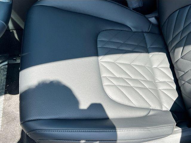 new 2025 Kia Sportage car, priced at $44,460