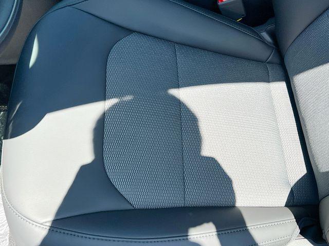 new 2025 Kia Niro car, priced at $31,455