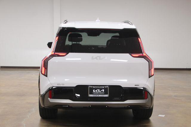 new 2025 Kia EV9 car, priced at $71,310