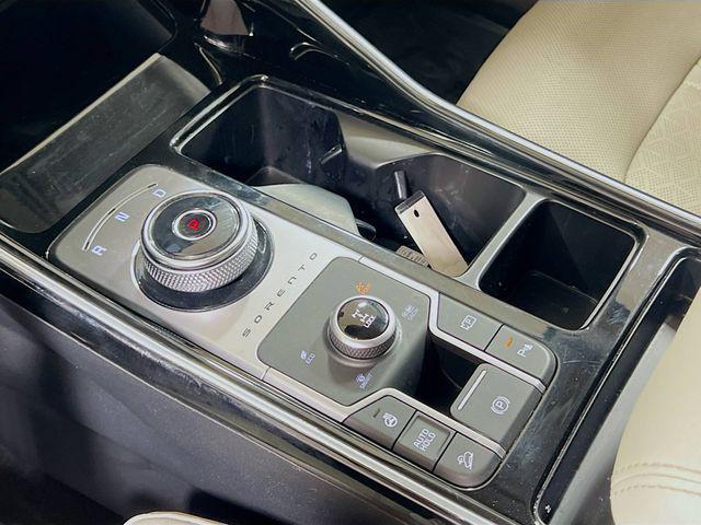used 2023 Kia Sorento Hybrid car, priced at $31,563