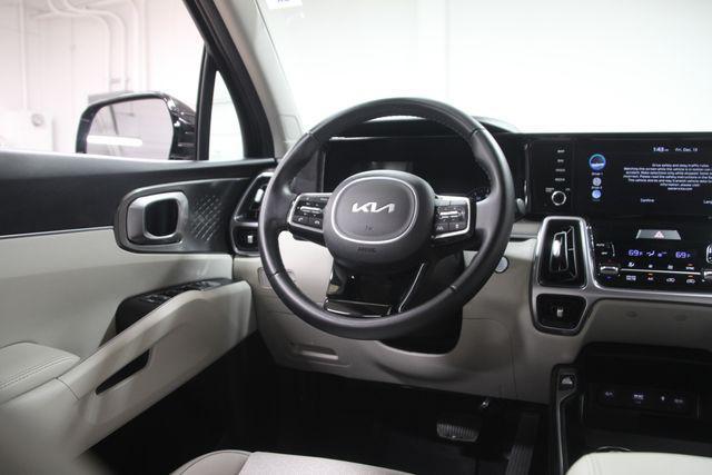 used 2024 Kia Sorento Hybrid car, priced at $34,955