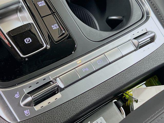 new 2025 Kia Carnival Hybrid car, priced at $49,630