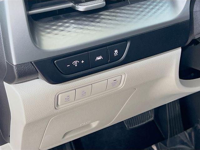 used 2022 Kia Carnival car, priced at $29,821