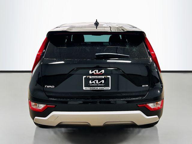 new 2025 Kia Niro car, priced at $27,555
