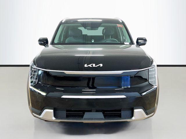new 2026 Kia EV9 car, priced at $60,720