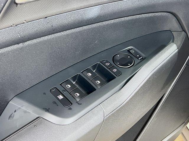 new 2026 Kia Sportage car, priced at $33,180
