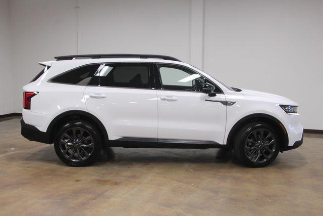 used 2021 Kia Sorento car, priced at $27,868