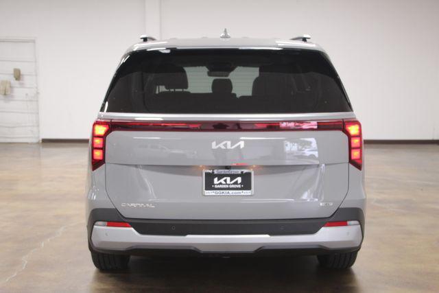 new 2025 Kia Carnival Hybrid car, priced at $44,105