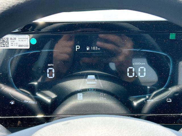 new 2025 Kia Sportage Hybrid car, priced at $29,035