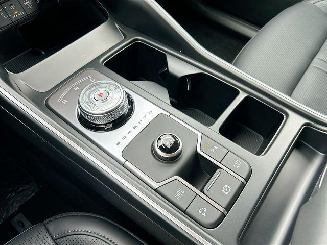 new 2025 Kia Sorento Hybrid car, priced at $41,375