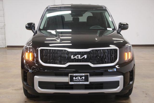 new 2025 Kia Telluride car, priced at $37,805