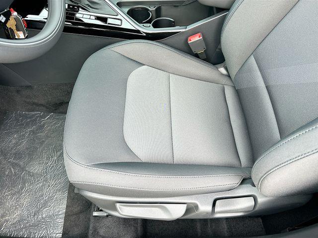 new 2025 Kia Niro car, priced at $28,060