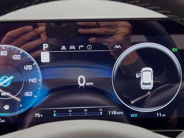 new 2025 Kia Sportage car, priced at $45,605