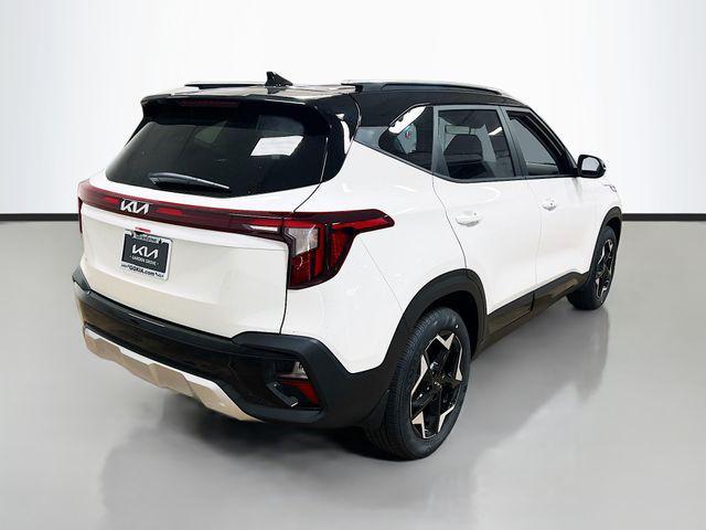 new 2025 Kia Seltos car, priced at $25,670