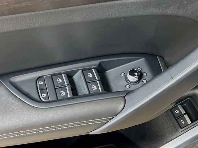 used 2022 Audi Q5 e car, priced at $23,511