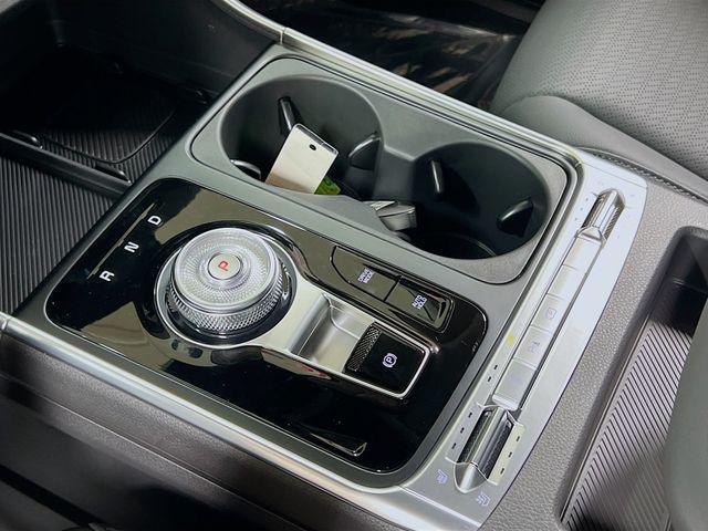 new 2026 Kia Carnival Hybrid car, priced at $51,558