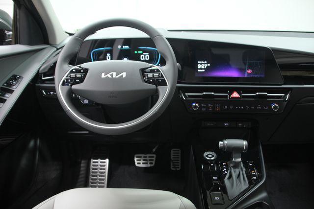 new 2025 Kia Niro car, priced at $34,255