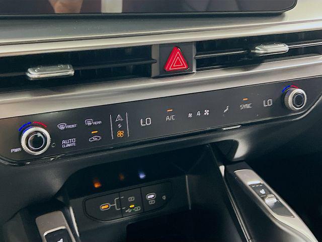 new 2025 Kia Sorento car, priced at $36,305