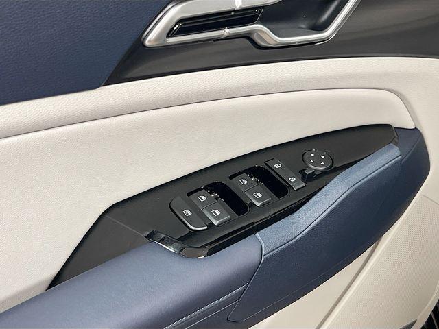 new 2025 Kia Sportage Hybrid car, priced at $36,140