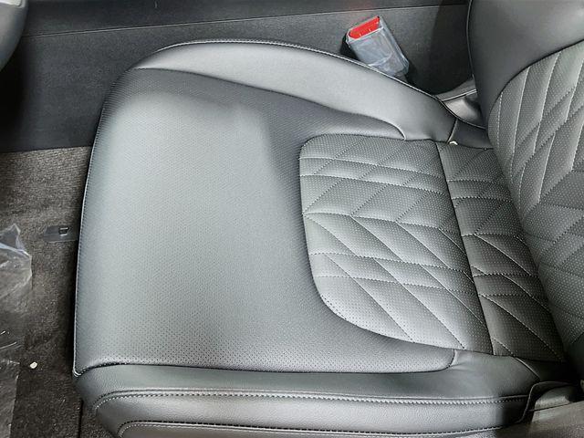 new 2025 Kia Sportage car, priced at $45,045