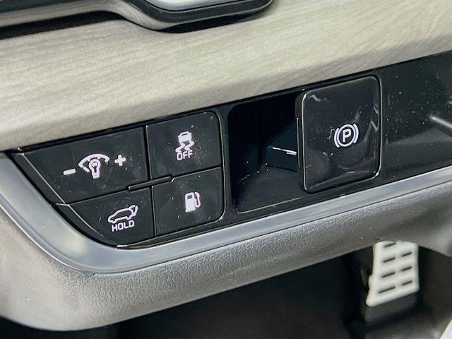 new 2025 Kia Sportage car, priced at $45,045