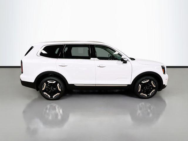 new 2025 Kia Telluride car, priced at $45,100