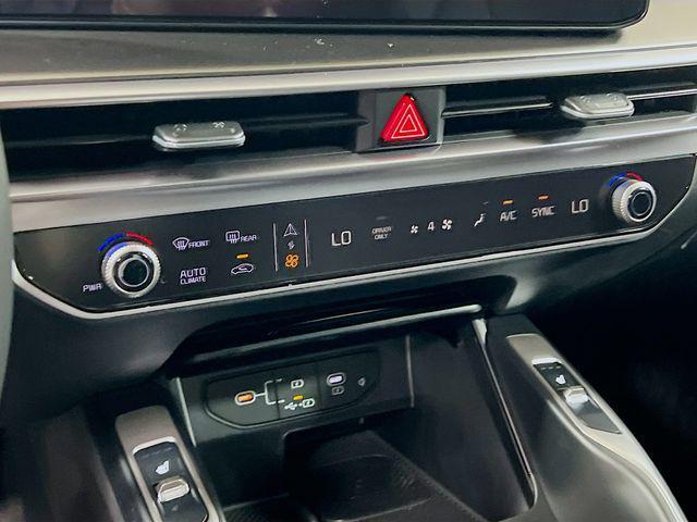 new 2025 Kia Sorento Hybrid car, priced at $40,625