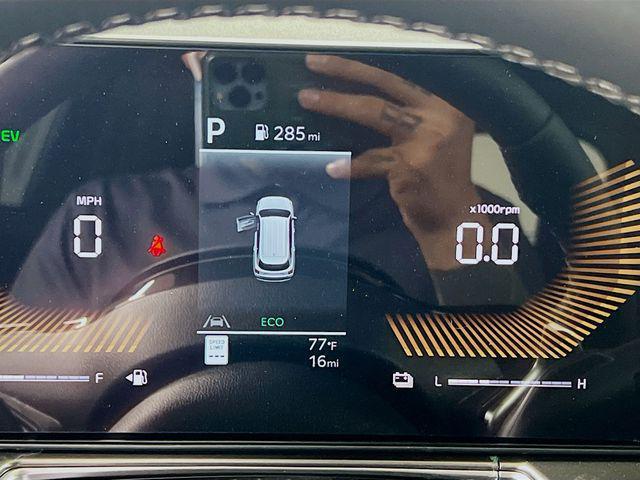 new 2025 Kia Sorento Hybrid car, priced at $40,625
