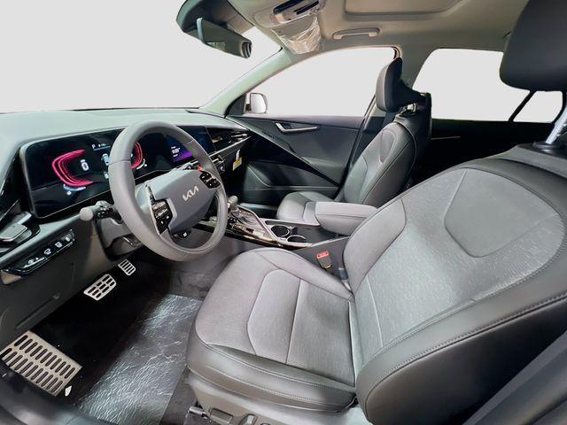 new 2025 Kia Niro car, priced at $36,855