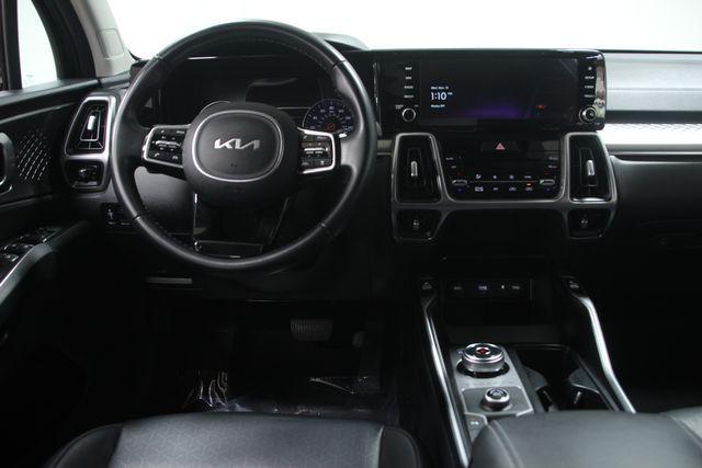 used 2023 Kia Sorento Hybrid car, priced at $29,896