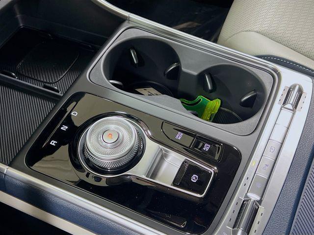 new 2026 Kia Carnival Hybrid car, priced at $51,823