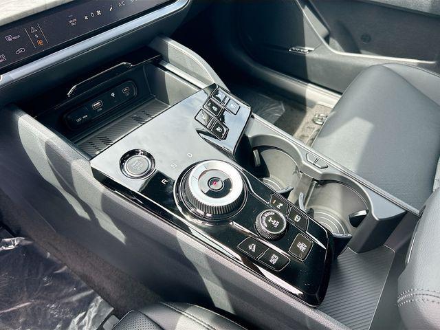 new 2025 Kia Sportage car, priced at $44,810