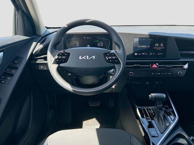 new 2025 Kia Niro car, priced at $27,555