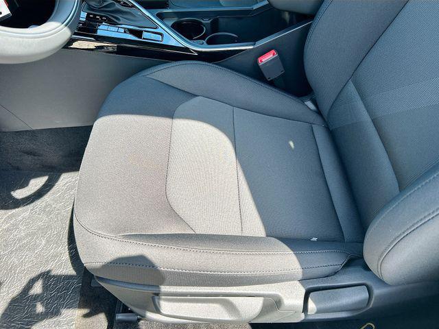 new 2025 Kia Niro car, priced at $27,555