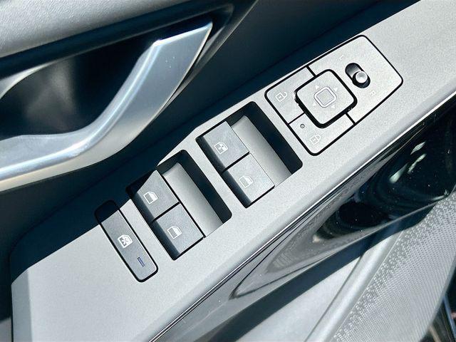 new 2025 Kia Niro car, priced at $31,310