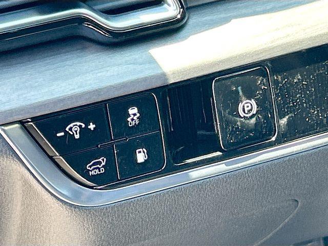new 2025 Kia Sportage car, priced at $46,055