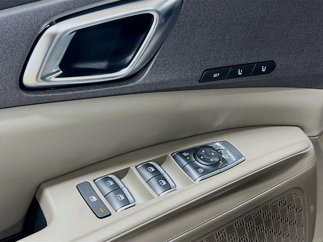 new 2026 Kia Carnival Hybrid car, priced at $49,545