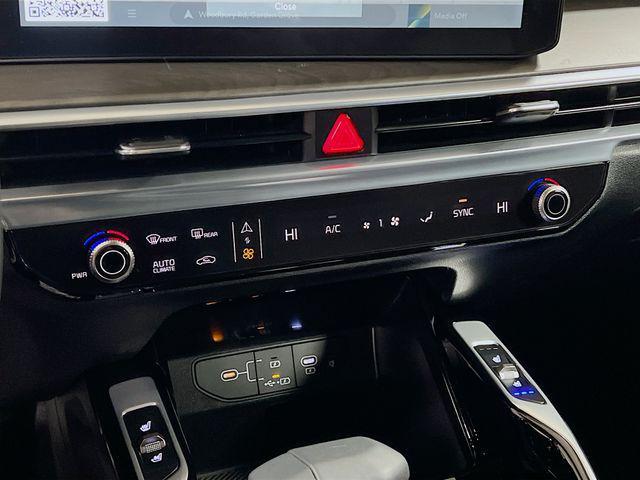 new 2026 Kia Sorento car, priced at $43,595